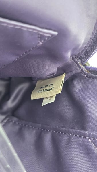 Coach New York Purple Leather Makeup Bag Pouch, Zipper Closure, photo 8 of 9