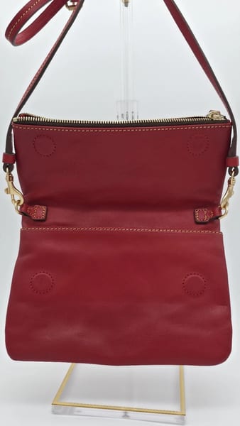 Dooney & Bourke Red Pebbled Leather Crossbody Handbag Zip Top Tassel, photo 6 of 10