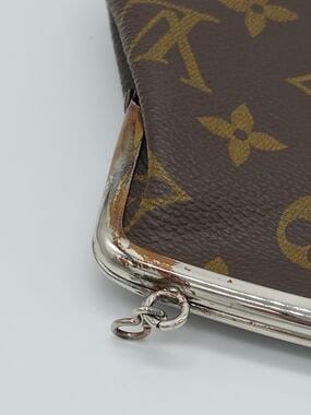 Louis Vuitton Monogram Canvas Brown Kiss-Lock Clutch, photo 4 of 8