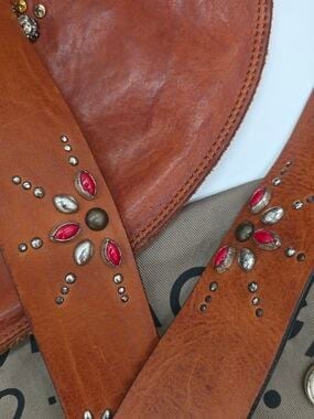 Campomaggi Cognac Leather Crossbody Bag with Embellished Front, photo 3 of 8