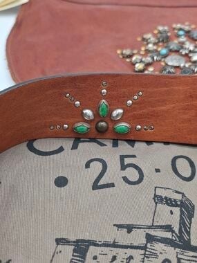Campomaggi Cognac Leather Crossbody Bag with Embellished Front, photo 4 of 8